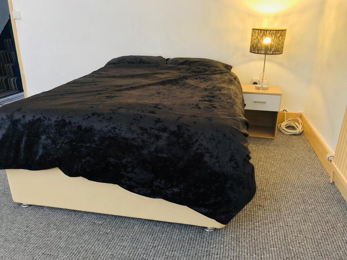 Emersons Green Shous Guest House מראה חיצוני תמונה